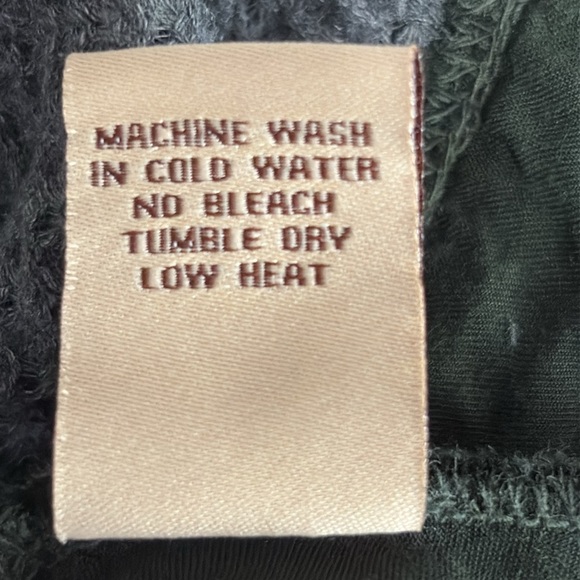 XCVI Thermal Waffle Knit V Neck Asymmetric Hem Oversized Tie Dye Top - Size XS - Picture 6 of 6